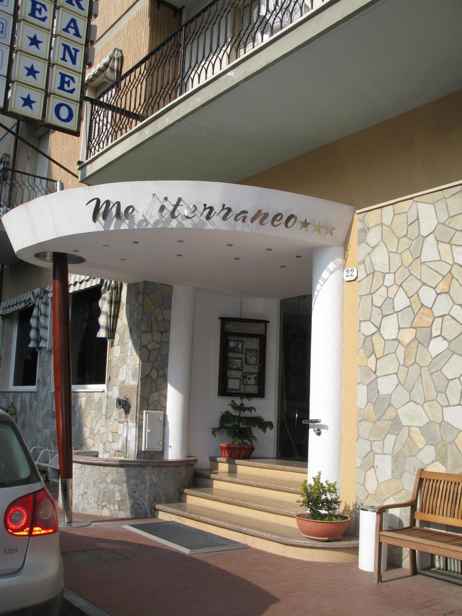 Hotel Residence Mediterraneo Diano Marina Exterior photo